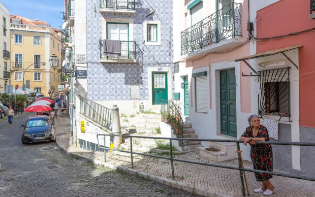 Typical Alfama Apartment, By TimeCooler