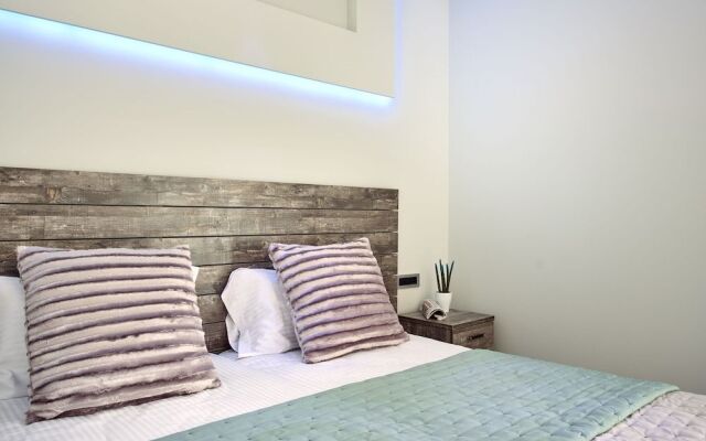 Savvas Luxury Suites