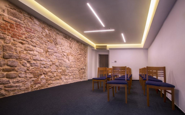 Slavija Culture Heritage Hotel