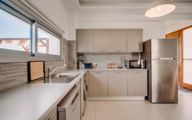 Dream 3bdr villa with private pool near the beach!