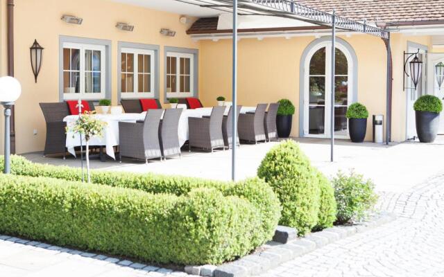 HIRSCH1783 Hotel LANDHAUS