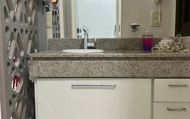 Studio delicinha na Praia da Costa - Wi-Fi 300Mb