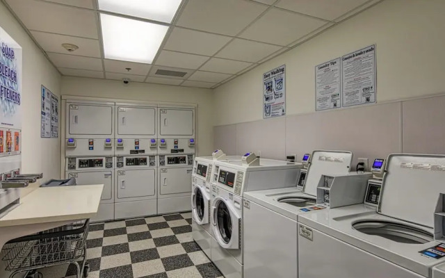 Uptown Suites Extended Stay Tampa FL – Riverview