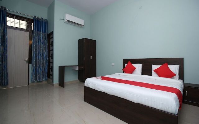 OYO 16150 Suraj Guest House