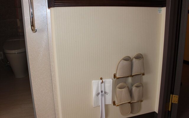 Toyoko Inn Shin Takaoka Station Shinkansen Minami