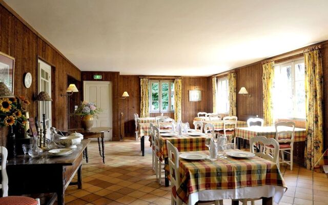 Hôtel - Restaurant Les Bains de Secours