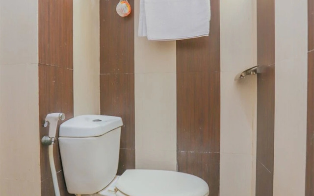 OYO 744 Cibubur Village Apartment