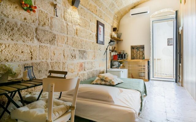 Dim s Apartments by Wonderful Italy - Room1