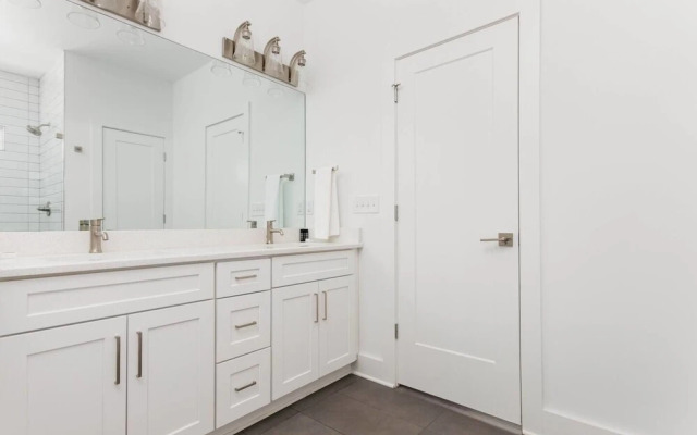 Wonderful 8beds/4ba Home in Nashville