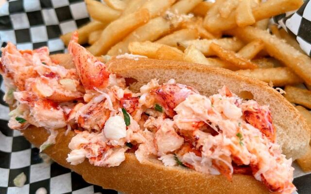 Montreal Beach Resort