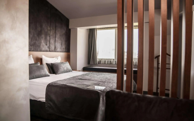 SennaCity Hotel