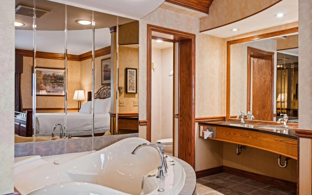 Best Western Parkway Inn & Conference Centre