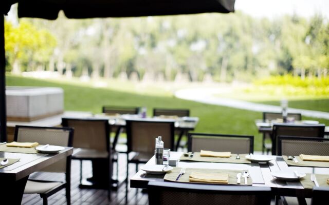 Marriott Executive Apartment Tianjin Lakeview