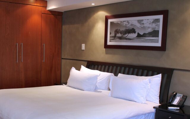 Circa On The Square Hotel