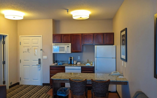GrandStay Residential Suites Hotel - Saint Cloud