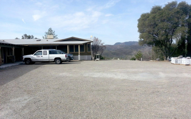 Yosemite Gold Country Lodge
