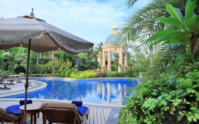 Crown Plaza Resort Sanya Bay