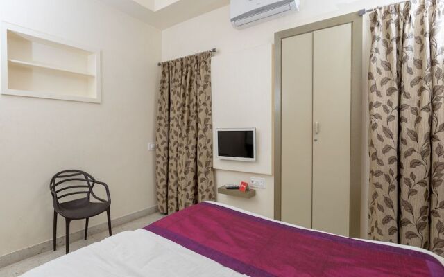 OYO 16836 Royal Home Stay