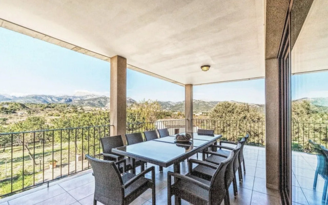 House in Majorca With Pool and Mountain Views