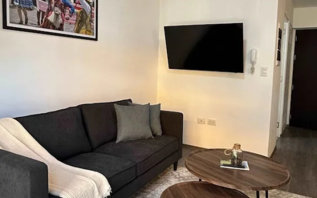 w Trendy 2BR Duplex Retreat in Cusco
