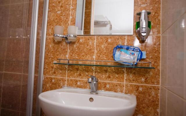 Almaty Tranzit N1 Hotel