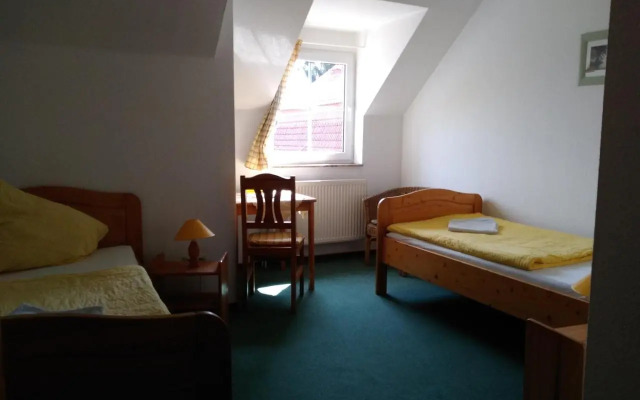 Pension Und Gasthof Zur Scheune