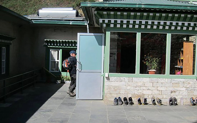 Mountain Lodges of Nepal - Namche