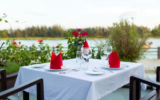 Silk River Hoi An Hotel & Spa