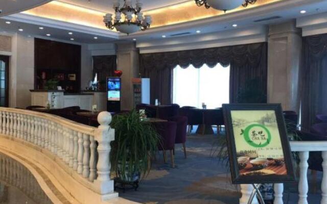 Hua Rong Hotel