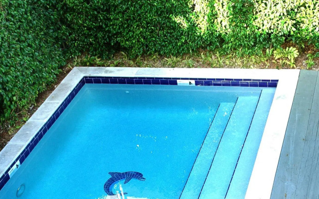 Duval Gardens at Southernmost Beach Resort – Adults Only