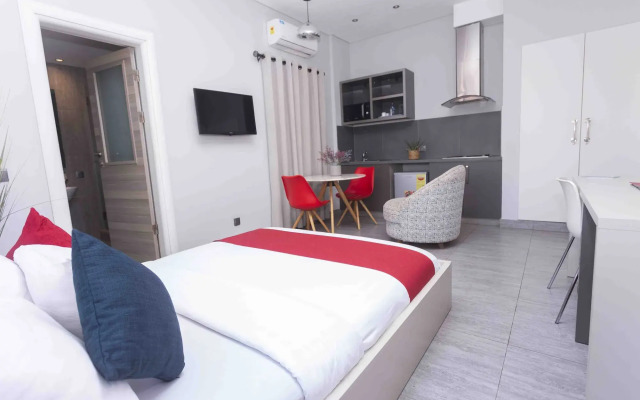 Urbano Hotel By Roots