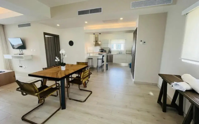 Beauty Apartment From Steps To The Beach F41