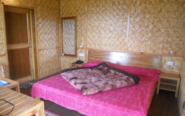 Sumit Hotel Kausani