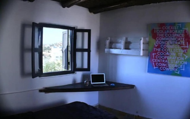 Tawsna Riad
