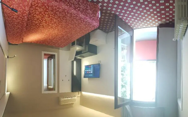 Hotel Diana