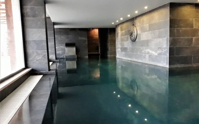 AP Maria Nova Lounge - Adults Friendly