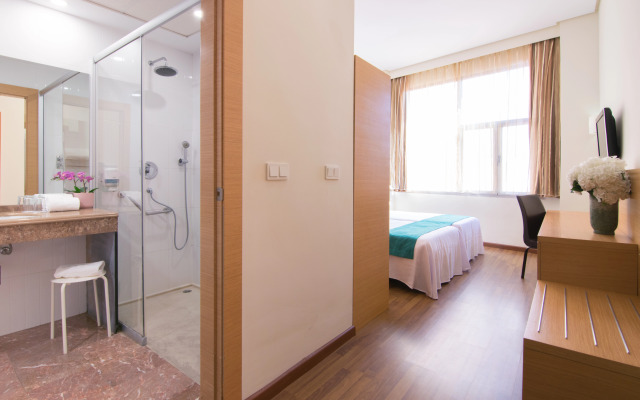 Cullera Holiday Hotel