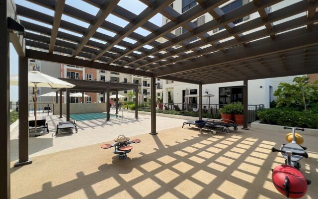 Signature 2BR in Port de La Mer