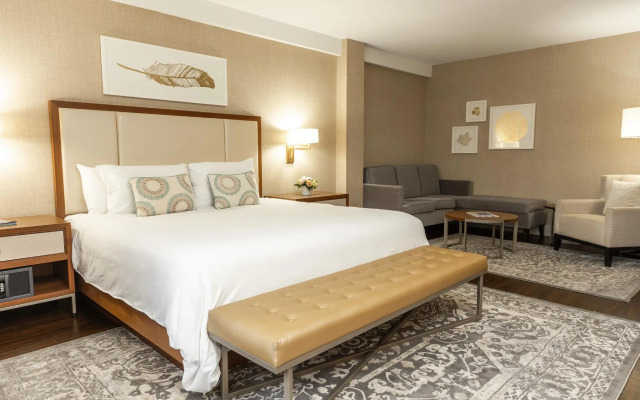The Lord Nelson Hotel & Suites