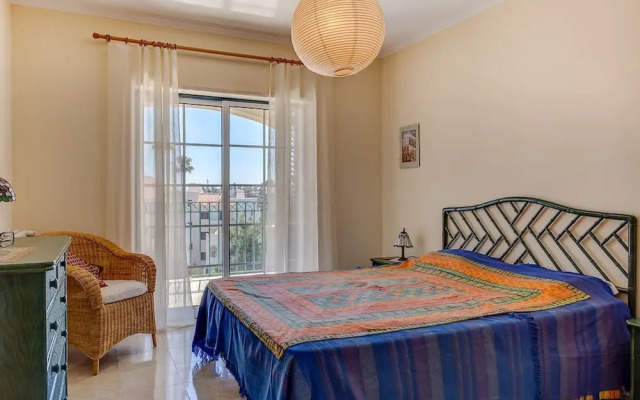 Apartment Oleander Excellent Townhouse in Carvoe