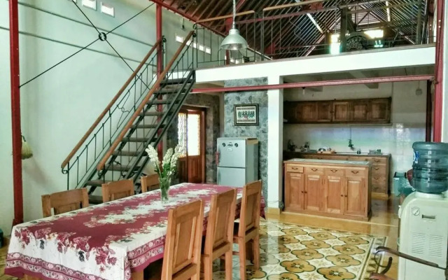 Omah Pitoe Guest House