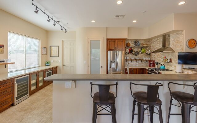 Casa Winfield 3 Bedroom Home by RedAwning