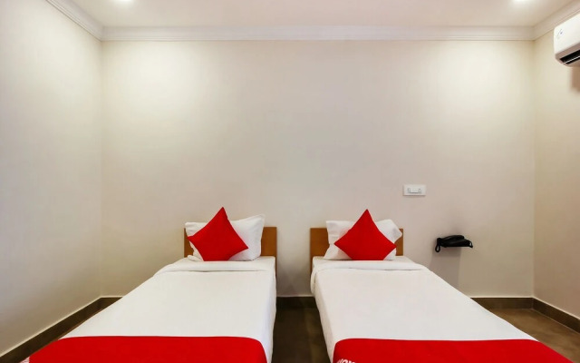 OYO Flagship 13544 Sri Sai Nilayam