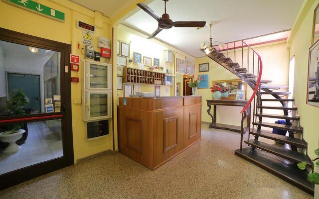 Hotel Domus Mea