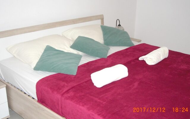 Apartment With 3 Bedrooms in Kaštel Štafilic, With Wonderful sea View,