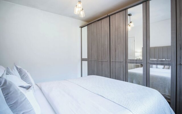 Sunderland Avenue - 2 Bedroom - Pembroke Dock