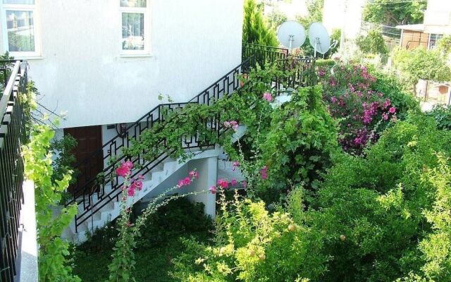 Gultepe Apartments