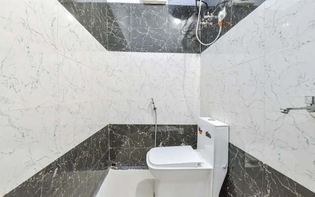 Fabhotel Shri Rk Residency