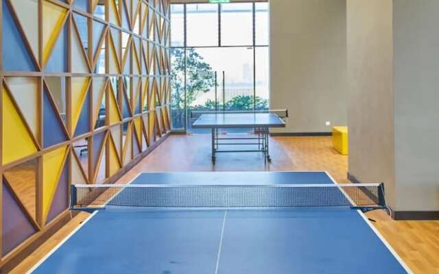 Cozy Skyline Retreat Trion KL - Level 63