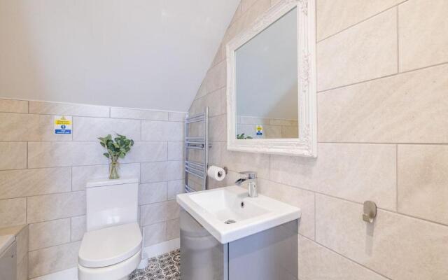 Cleethorpes Holiday Home SLEEPS 6